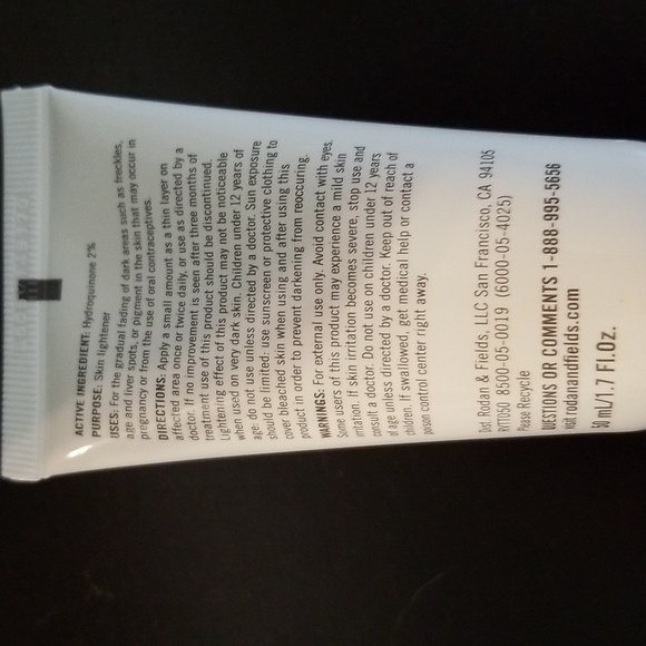 Rodan+Fields: Reverse skin lightening treatment 1.7 fl oz - Picture 2 of 4